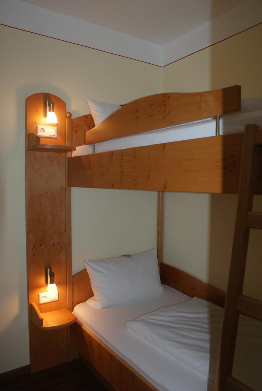 Autenrieder Gaestehaus Schlossbraeu Hotel Ichenhausen